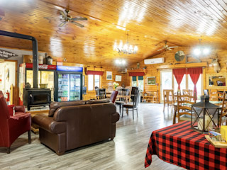 lodge cabins with couch and table